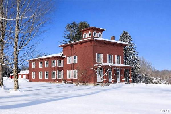 7513 Glass Factory RD, Holland Patent, NY 13354