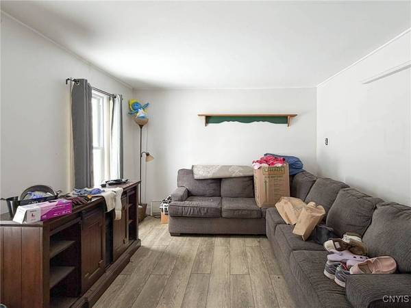 43 White ST, Clinton, NY 13323