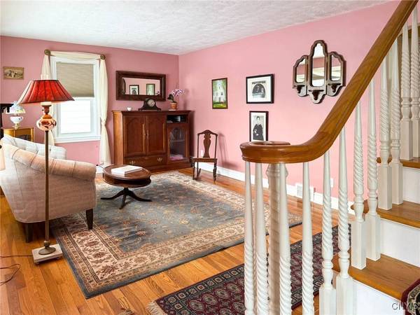 2642 Remington RD, Utica, NY 13501