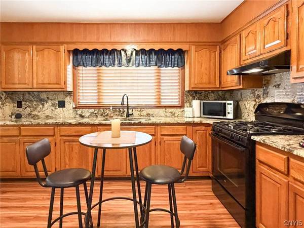 450 Lee BLVD, Utica, NY 13502
