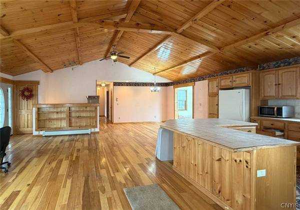 1815 School ST, Leonardsville, NY 13364