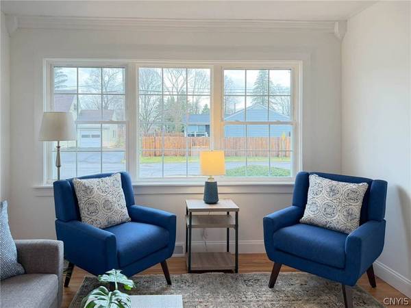 8 Burmont CT, Utica, NY 13502