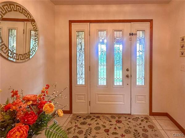 2354 Middle RD, Oneida, NY 13421