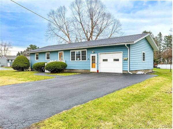 8 Burmont CT, Utica, NY 13502