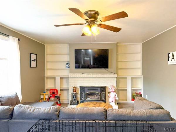 2955 Graffenburg, New Hartford, NY 13413