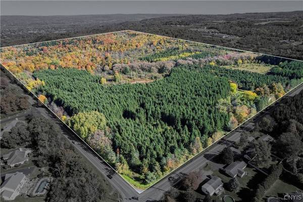 415 Higby RD, New Hartford, NY 13413