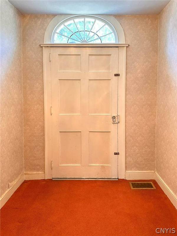 415 Higby RD, New Hartford, NY 13413