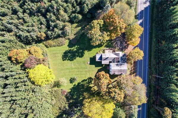 415 Higby RD, New Hartford, NY 13413