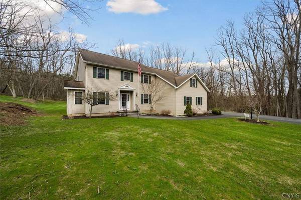 9211 Grange Hill RD, New Hartford, NY 13413