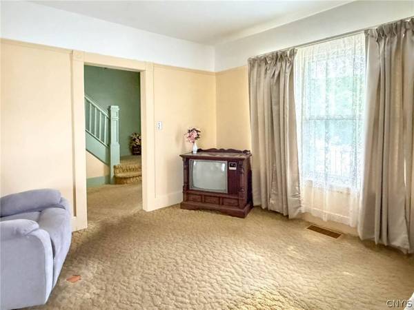 1162 Hammond AVE, Utica, NY 13501