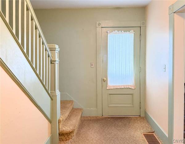 1162 Hammond AVE, Utica, NY 13501