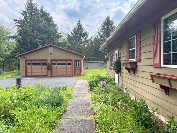 8325 Fish Hatchery RD, Rome, NY 13440