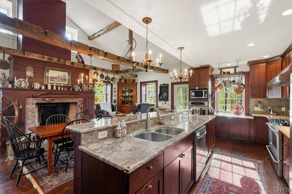 1322 Albany RD, Clayville, NY 13322