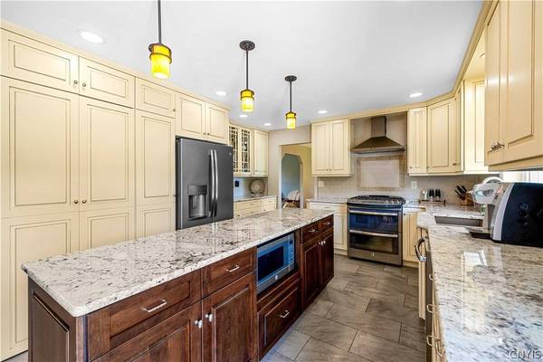 7245 E Carter RD, Westmoreland, NY 13490