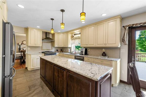 7245 E Carter RD, Westmoreland, NY 13490