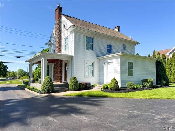 1400 Old Burrstone RD, Utica, NY 13502