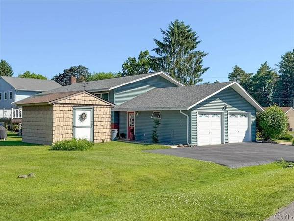 1 Mary ST, Whitesboro, NY 13492
