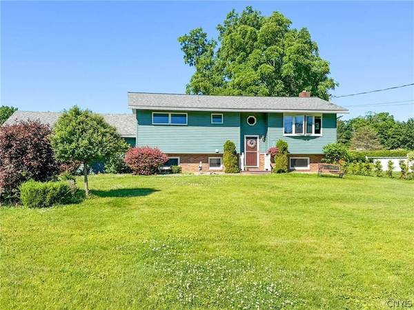 1 Mary ST, Whitesboro, NY 13492