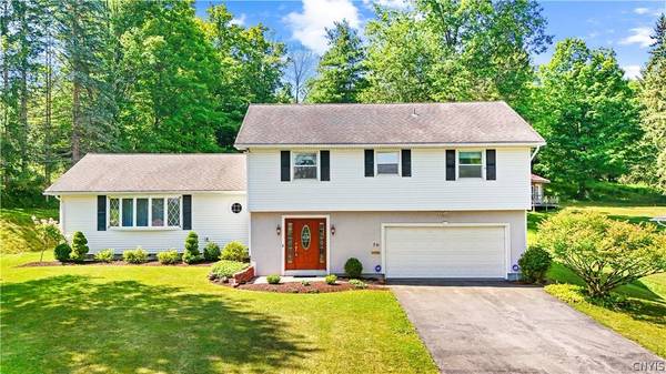 78 Taber RD, New Hartford, NY 13413