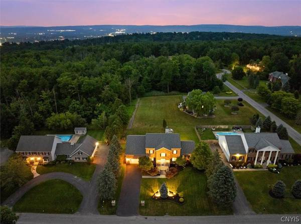 104 Stonebridge CT, New Hartford, NY 13413