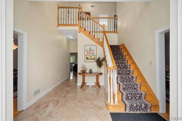 104 Stonebridge CT, New Hartford, NY 13413