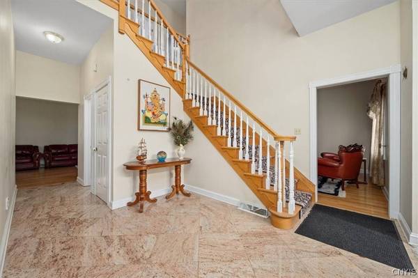 104 Stonebridge CT, New Hartford, NY 13413