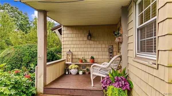 231 Eatonville RD, Herkimer, NY 13350