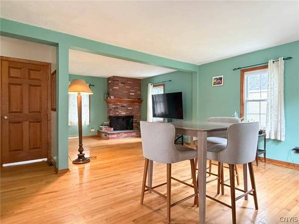 119 Kensington DR, Utica, NY 13501