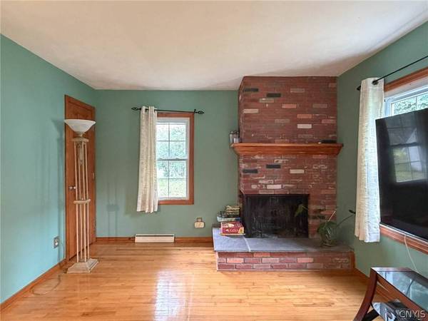 119 Kensington DR, Utica, NY 13501