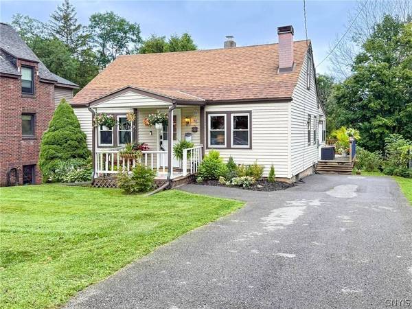 33 Hillside AVE, New Hartford, NY 13413