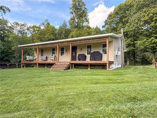 8665 E Floyd RD, Holland Patent, NY 13354