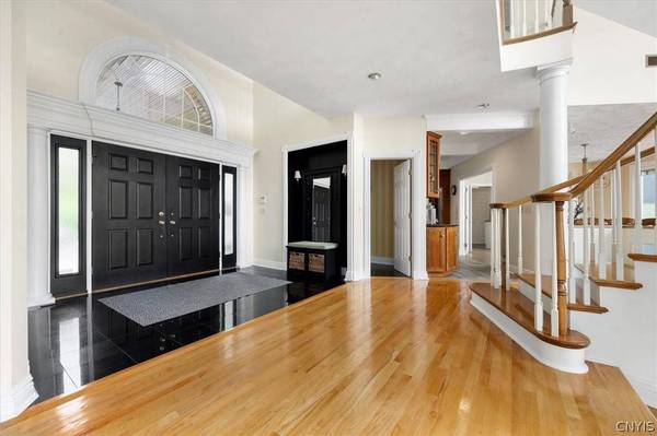 9714 Mallory RD, New Hartford, NY 13413