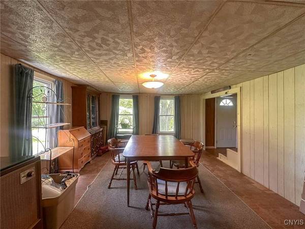 9067 Main ST, Brookfield, NY 13418