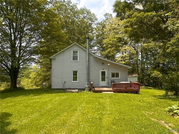 9067 Main ST, Brookfield, NY 13418