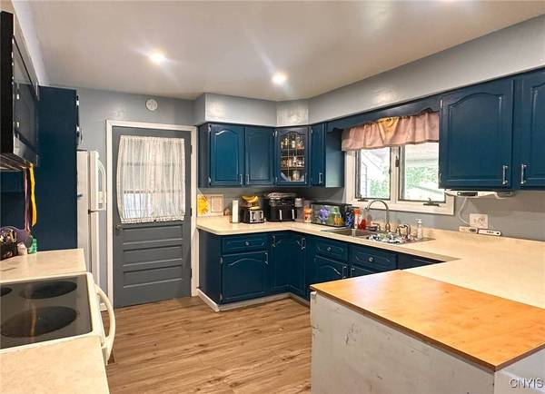 6653 Irish RD, Marcy, NY 13403