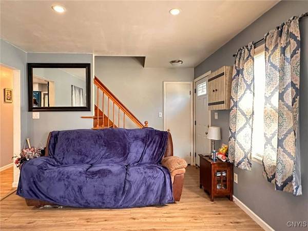 6653 Irish RD, Marcy, NY 13403