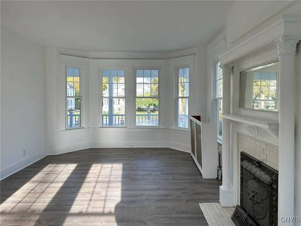 2505 Genesee ST, Utica, NY 13501