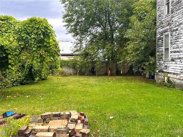 727 Jay ST, Utica, NY 13501