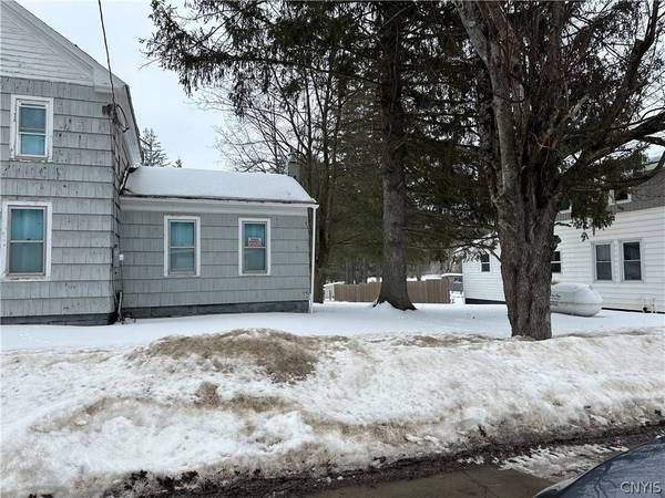 58 N Main ST, Newport, NY 13416