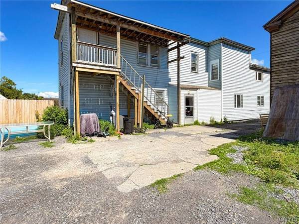 742 Jay ST, Utica, NY 13501
