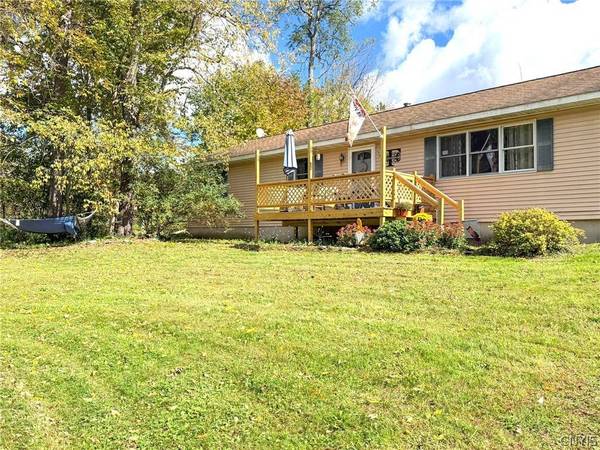 10076 Dingle ST, Camden, NY 13316
