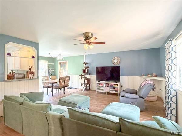10076 Dingle ST, Camden, NY 13316