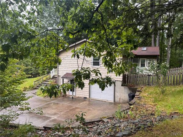 2116 W Hamton RD, Binghamton, NY 13903