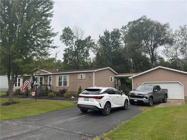 202 Carmel DR, Rome, NY 13440