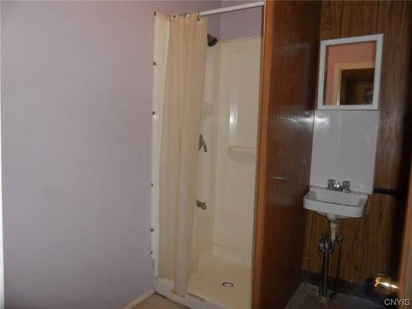 222 Lansing ST, Utica, NY 13501