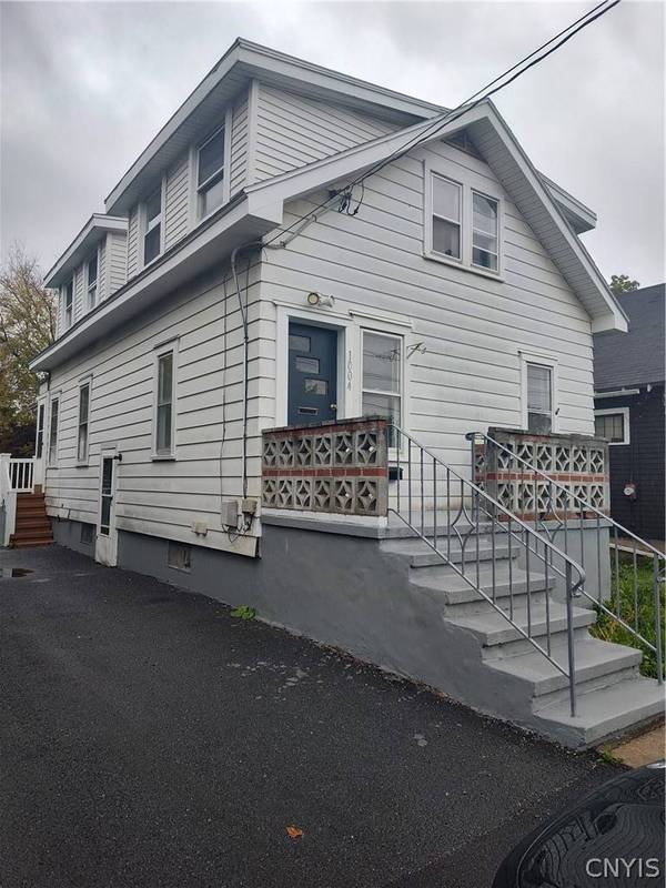 1004 Champlin AVE, Utica, NY 13502