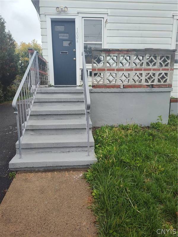 1004 Champlin AVE, Utica, NY 13502