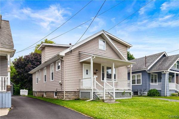 12 Coventry AVE, Yorkville, NY 13495