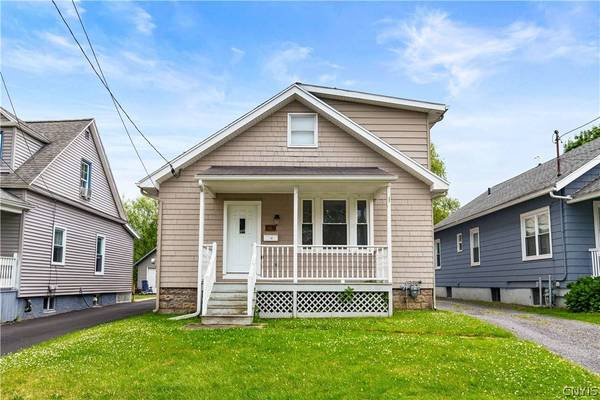 12 Coventry AVE, Yorkville, NY 13495