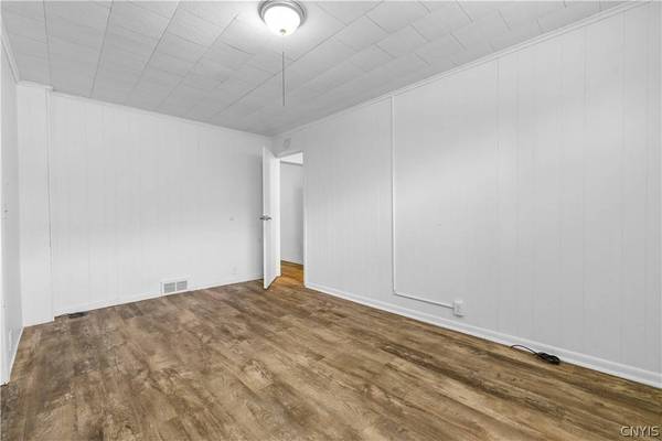 913 Kellogg AVE, Utica, NY 13502